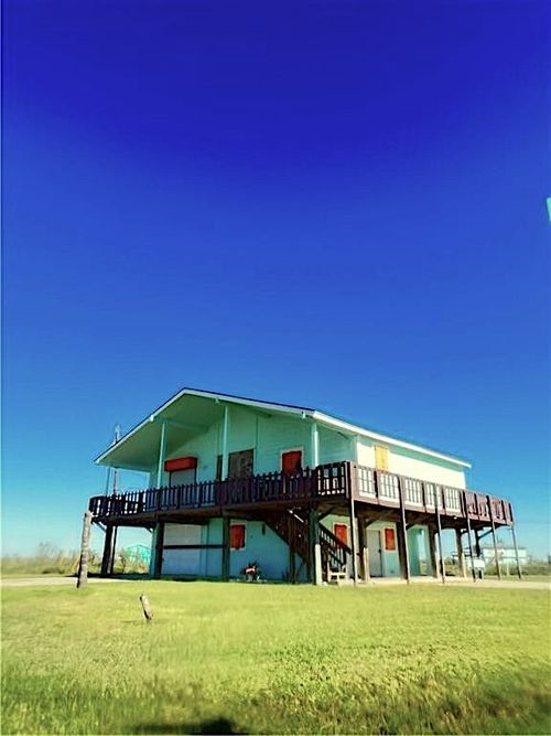 299 Northwest Dr, Rockport, TX, 78382-9367 | Card Image
