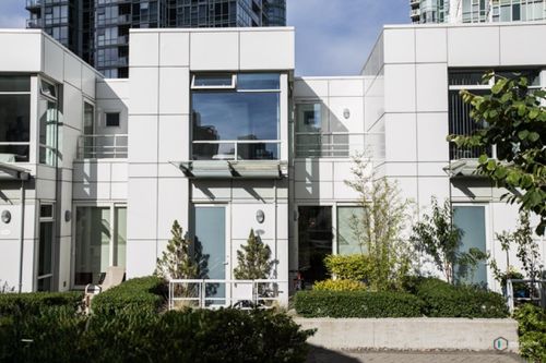thn-1111 Marinaside Cres, Vancouver, BC, V6Z2Y3 | Card Image