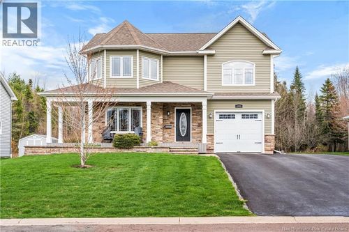 103 Bonaventure St, Dieppe, NB, E1A0Z8 | Card Image