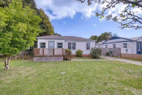 208 Berry Rd, Pensacola, FL, 32507-3706 | Card Image
