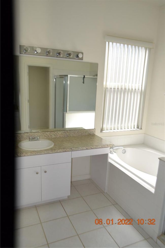 10921 Arbor Ridge Dr, House other with 3 bedrooms, 2 bathrooms and null parking in Tampa FL | Image 11