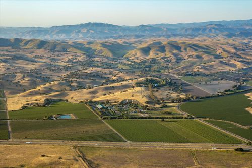 9760 Highway 101, Los Alamos, CA, 93440 | Card Image