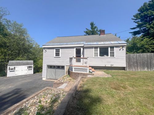 5 Kimball Ave, Plaistow, NH, 03865-2921 | Card Image