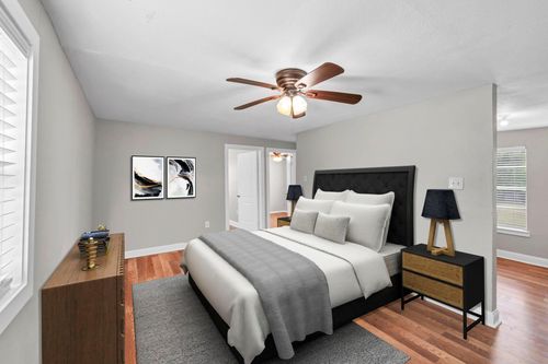 12-303 Linwood St, Houston, TX, 77011-4365 | Card Image