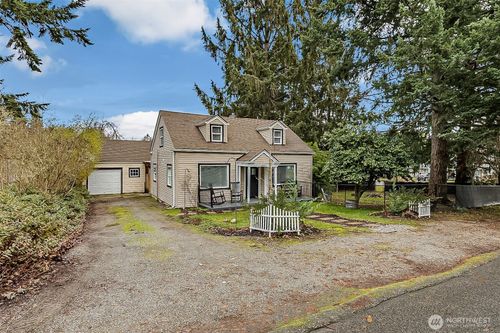1607 Harrison St, Steilacoom, WA, 98388-3447 | Card Image