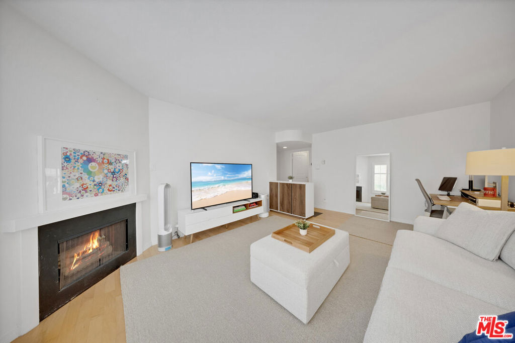 Residential in Los Angeles 2
