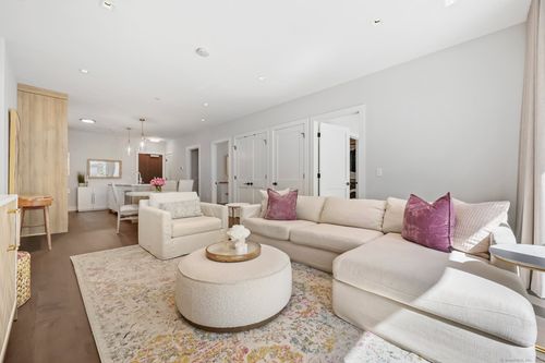 d103-180 Park St, New Canaan, CT, 06840-5773 | Card Image
