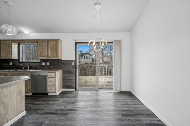 5954 Kalland Ave Ne, House other with 3 bedrooms, 2 bathrooms and null parking in Albertville MN | Image 8