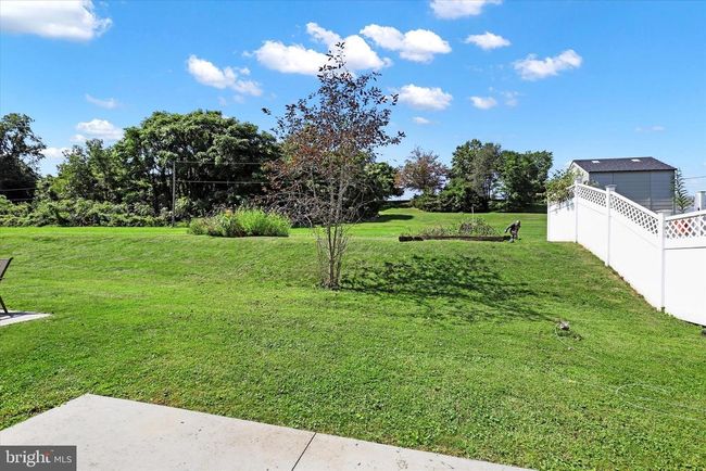 8 Cardinal Dr, Townhouse with 3 bedrooms, 2 bathrooms and null parking in LIVERPOOL PA | Image 24