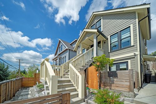 1407 Sixth Ave, New Westminster, BC, V3M2C5 | Card Image