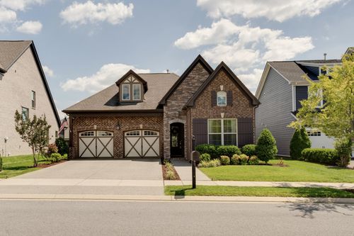 576 Lingering Way, Hendersonville, TN, 37075-1509 | Card Image