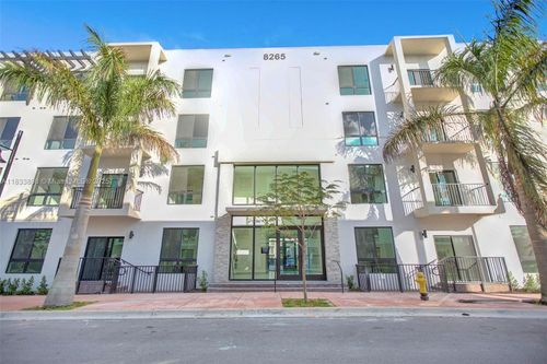 apt-406-8265 Nw 41st St, Doral, FL, 33166-6285 | Card Image
