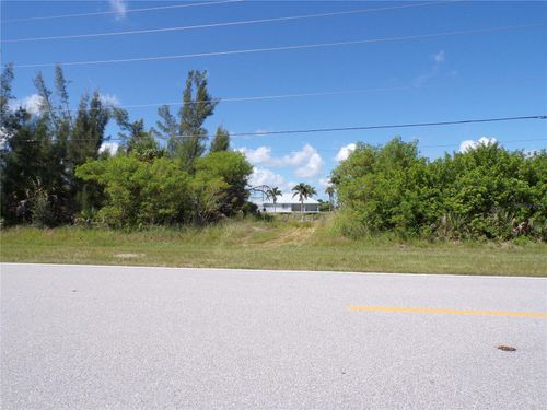 9365 St Paul Dr, PORT CHARLOTTE, FL, 33981-3219 | Card Image