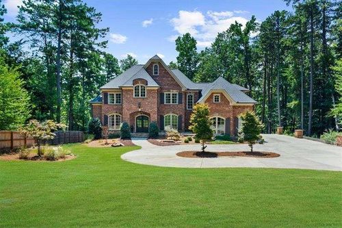 6806 Misty Cove Ln, Flowery Branch, GA, 30542-3815 | Card Image
