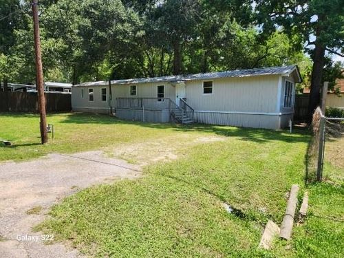 771 Impala Dr, Onalaska, TX, 77360-6811 | Card Image