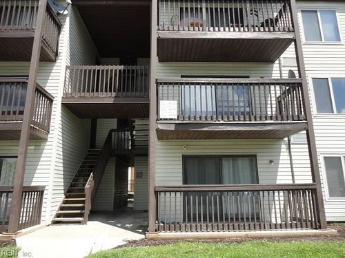 8 Wells Court, Hampton, VA, 23666 | Card Image