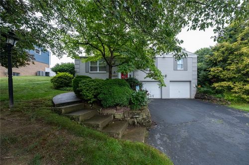 8850 Breezewood Dr, Mccandless, PA, 15237 | Card Image