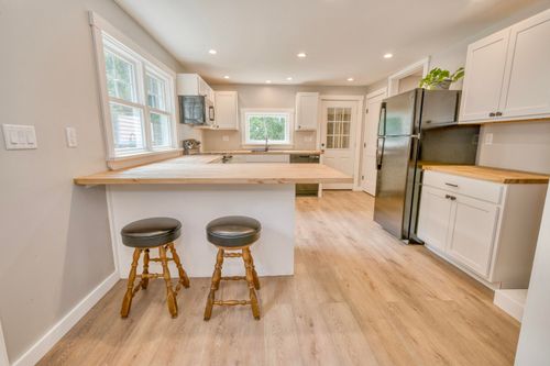 39 High Street, Freedom, ME, 04941 | Card Image