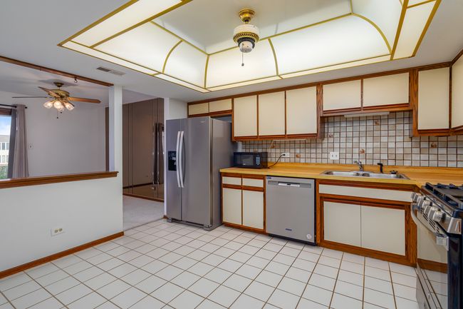 APT-2N - 15724 Brassie Ct, Condo with 2 bedrooms, 2 bathrooms and 2 parking in Orland Park IL | Image 5