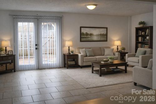 9626-D Vinca Circle, Charlotte, NC, 28213 | Card Image