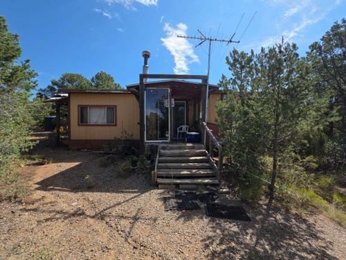 169 La Questa Rd, Torreon, NM, 87061-7028 | Card Image