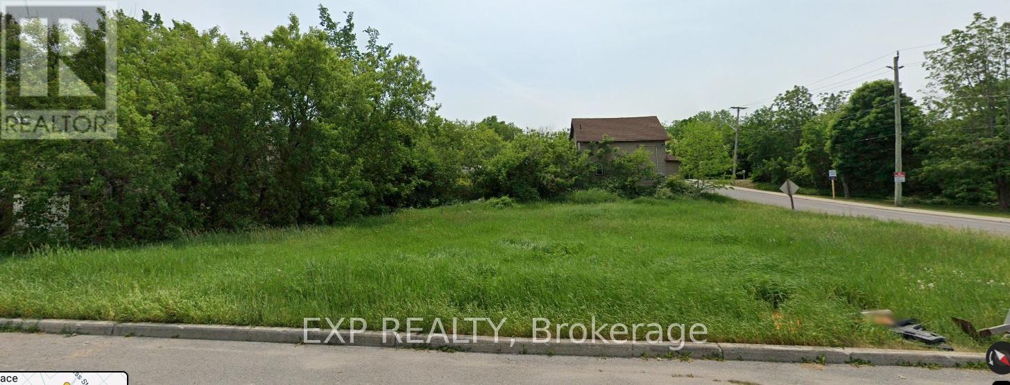 Land in Carleton Place