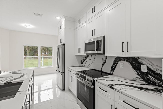 10262 Maybird Ave, House other with 3 bedrooms, 2 bathrooms and null parking in WEEKI WACHEE FL | Image 18