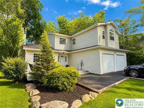 113 St Regis Walk, Coolbaugh Twp, PA, 18466-7913 | Card Image