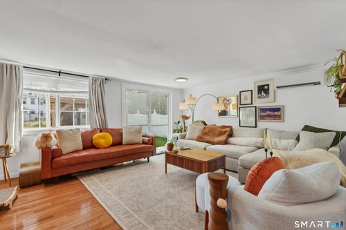 31 Clark St, New Haven, CT, 06511-3801 | Card Image