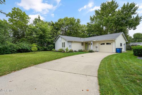 1037 Westbrook Drive, Perrysburg, OH, 43551 | Card Image