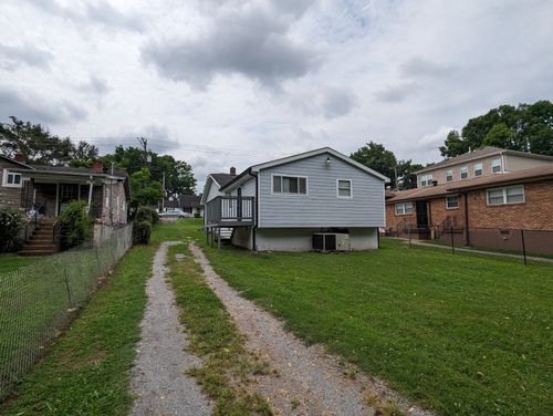 b-2222 Morena St, Nashville, TN, 37208-3241 | Card Image