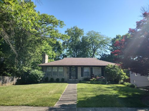 673 Mt Vernon Drive, Lexington, KY, 40502 | Card Image