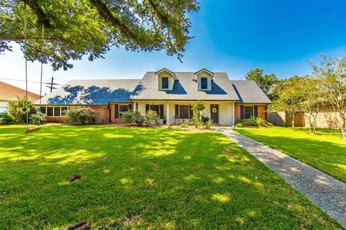 105 General Lee St, Houma, LA, 70360-7538 | Card Image