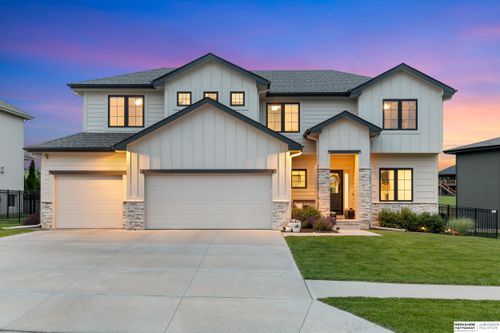 2525 N 187th Cir, Elkhorn, NE, 68022-4538 | Card Image
