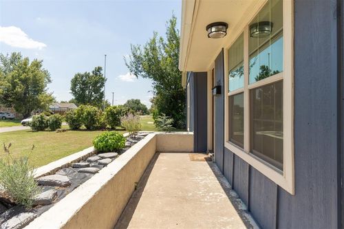 3021 W Fairfield Ave, Oklahoma City, OK, 73116-3107 | Card Image