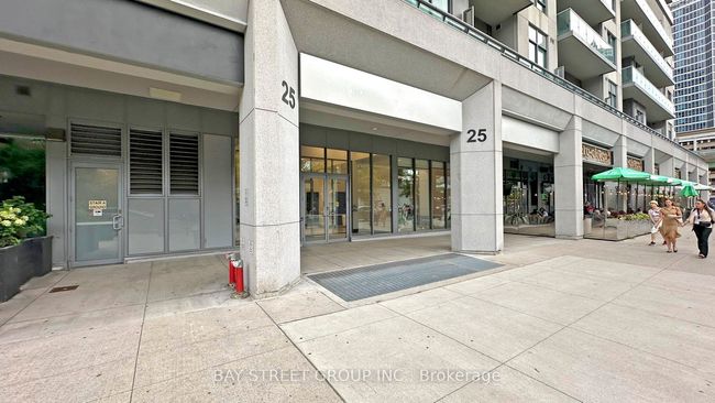 627 - 25 Lower Simcoe St, Condo with 2 bedrooms, 1 bathrooms and null parking in Toronto ON | Image 4