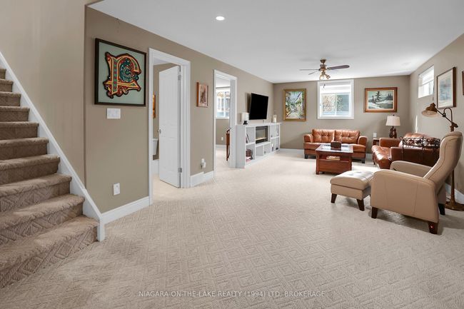 134 Loretta Dr, House other with 3 bedrooms, 2 bathrooms and 4 parking in Virgil ON | Image 28