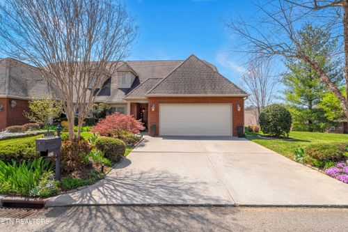 9-2521 Maple Branch Ln, Knoxville, TN, 37912-4490 | Card Image