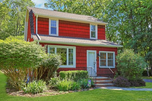 253 Maple Rd, Valley Cottage, NY, 10989-1425 | Card Image