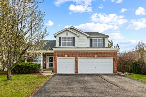708 Verdi St, Woodstock, IL, 60098-8022 | Card Image