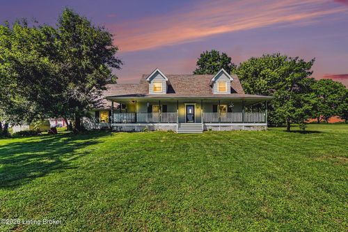 422 Locust Grove Rd, Shelbyville, KY, 40065-9246 | Card Image