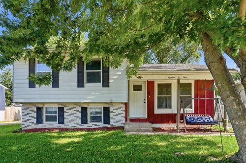 1804 W 54th St, Davenport, IA, 52806-2505 | Card Image