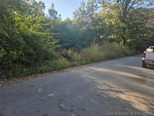 217 W 10th Street, New Albany, IN, 47150 | Card Image