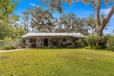 1724 Se 164th Circle, House other with 2 bedrooms, 1 bathrooms and null parking in Ocklawaha FL | Image 1