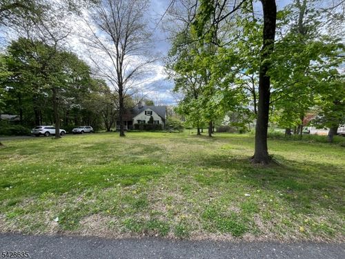 317 S Finley Ave, Basking Ridge, NJ, 07920-1516 | Card Image