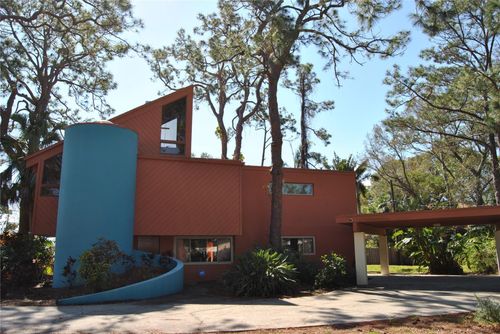 7219 Williams Dr S, ST PETERSBURG, FL, 33705-6157 | Card Image