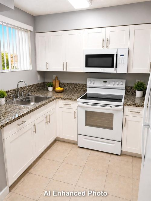 17-502-14951 Sw 82nd Ln, Miami, FL, 33193-3154 | Card Image