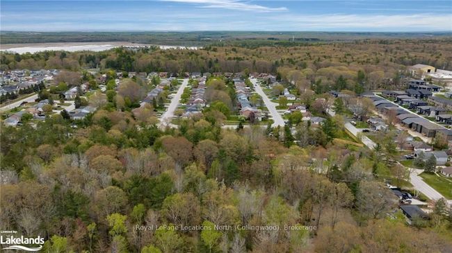 104 Leo Blvd, House other with 5 bedrooms, 1 bathrooms and 4 parking in Wasaga Beach ON | Image 47