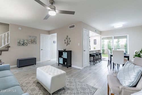 1438 W La Jolla Dr, Tempe, AZ, 85282-4457 | Card Image