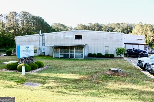 209 New Hutchinson Mill Rd, Lagrange, GA, 30240-8437 | Card Image